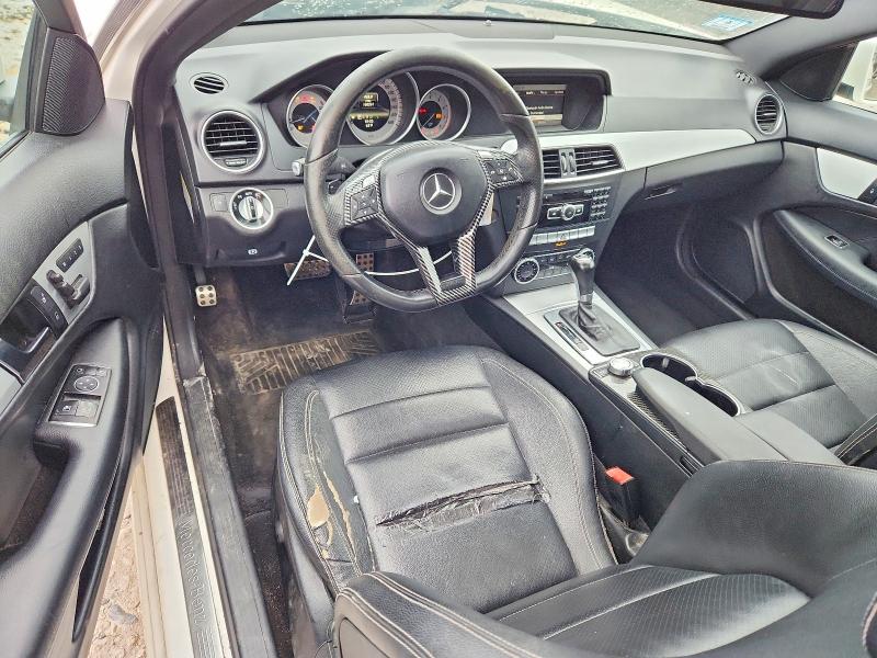Продажа на аукционе авто 2013 Mercedes-benz C, vin: WDDGJ4HB7DF999461, номер лота: 71060456