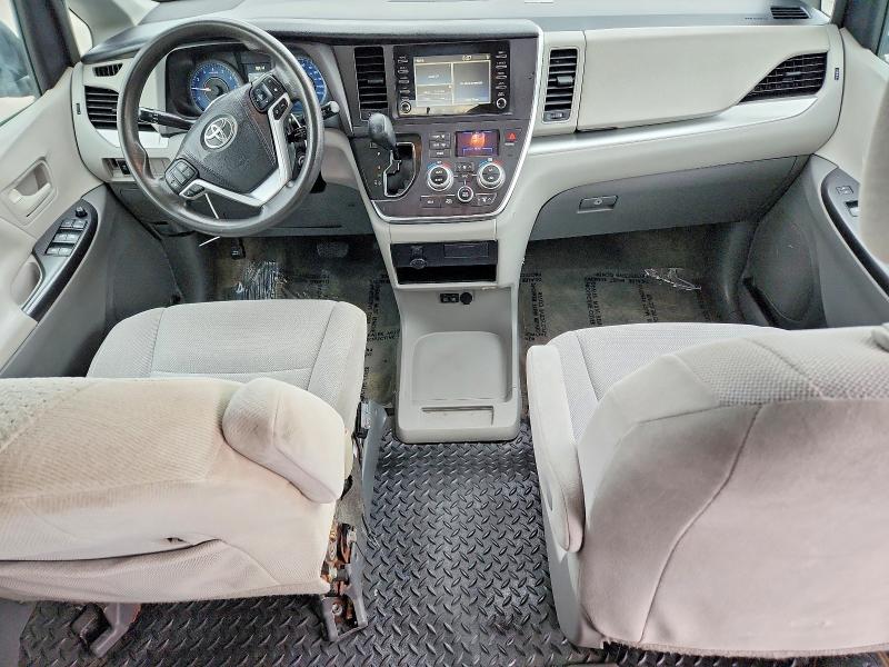 Aukcja sprzedaży 2018 Toyota Sienna, vin: 5TDZZ3DCXJS948696, numer aukcji: 69523066