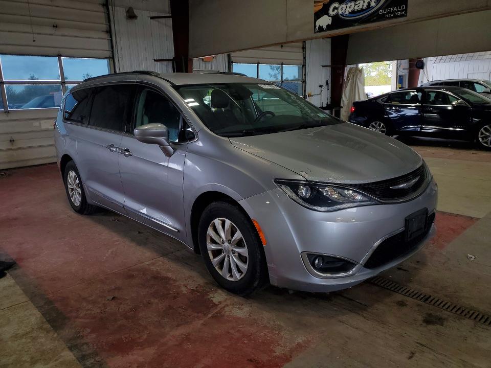 Продаж на аукціоні авто 2017 Chrysler Pacifica, vin: 2C4RC1BG6HR705174, номер лоту: 67974896