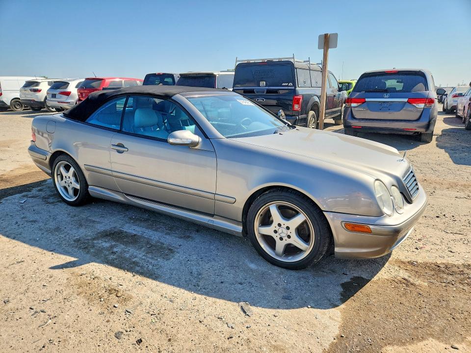 2003 Mercedes-benz Clk მანქანა იყიდება აუქციონზე, vin: WDBLK70G63T143937, აუქციონის ნომერი: 67646486