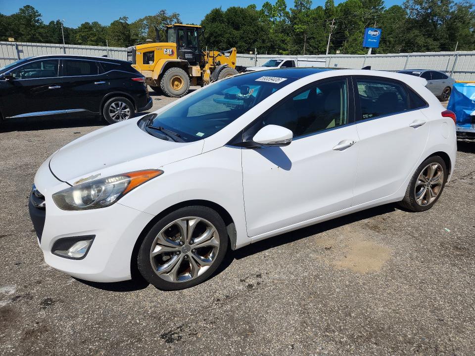 2013 Hyundai Elantra Gt მანქანა იყიდება აუქციონზე, vin: KMHD35LE0DU131422, აუქციონის ნომერი: 69089406