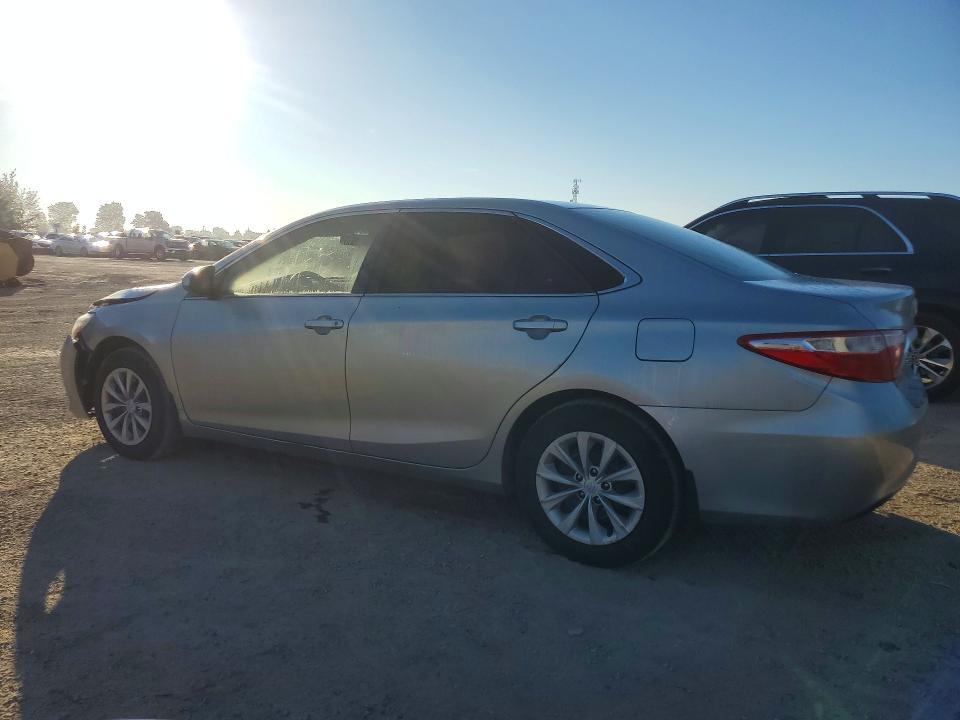 69947556 :رقم المزاد ، 4T1BF1FK8GU231832 vin ، 2016 Toyota Camry مزاد بيع
