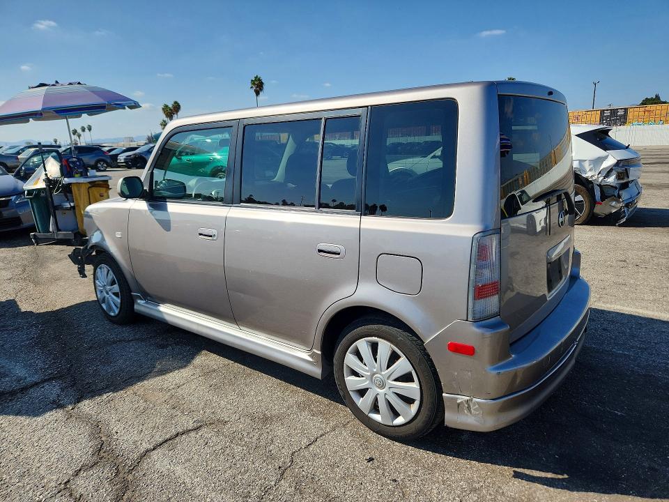 69833066 :رقم المزاد ، JTLKT324X50170234 vin ، 2005 Scion Xb مزاد بيع