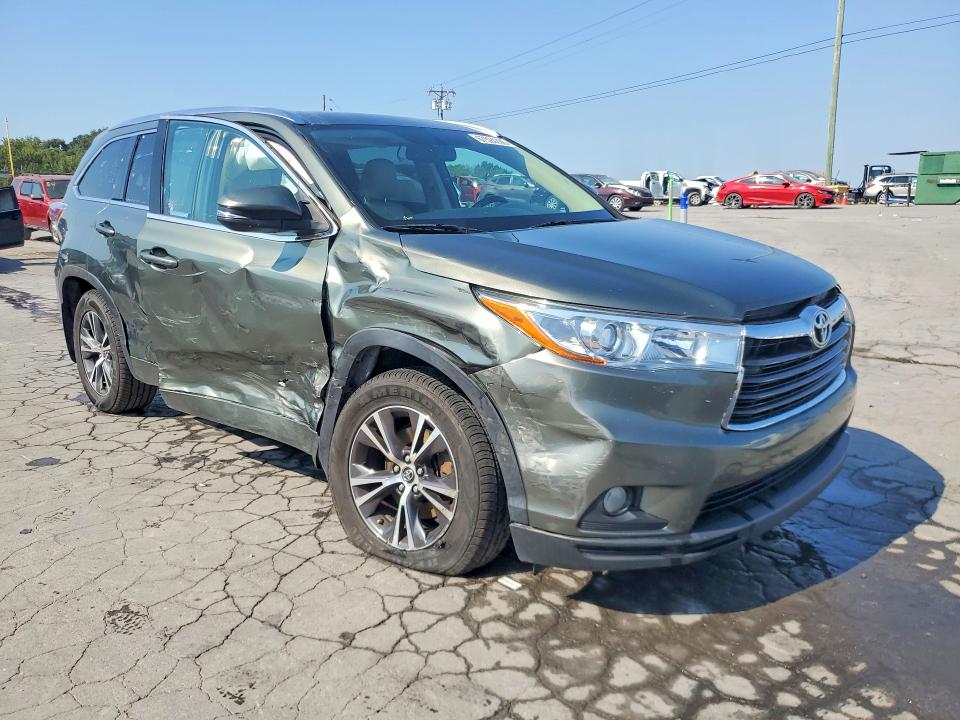 2016 Toyota Highlander მანქანა იყიდება აუქციონზე, vin: 5TDJKRFH9GS300451, აუქციონის ნომერი: 67524296