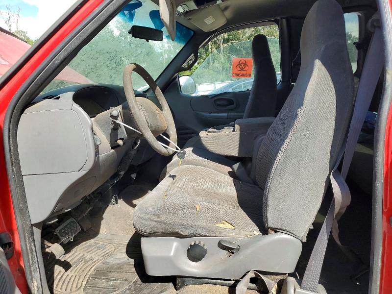 69896016 :رقم المزاد ، 1FTRX17W3YNB02944 vin ، 2000 Ford F150 مزاد بيع