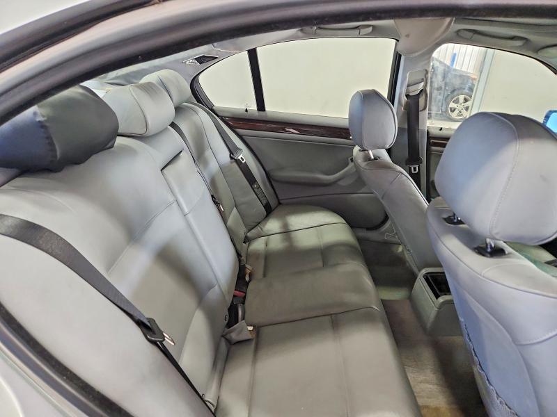 Продажа на аукционе авто 2005 Bmw 325, vin: WBAET37455NJ89470, номер лота: 70420306