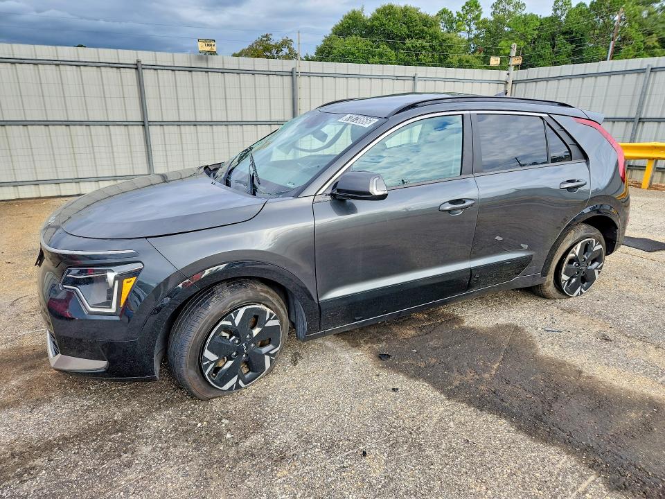 2024 Kia Niro მანქანა იყიდება აუქციონზე, vin: KNDCR3L16R5094359, აუქციონის ნომერი: 67873866