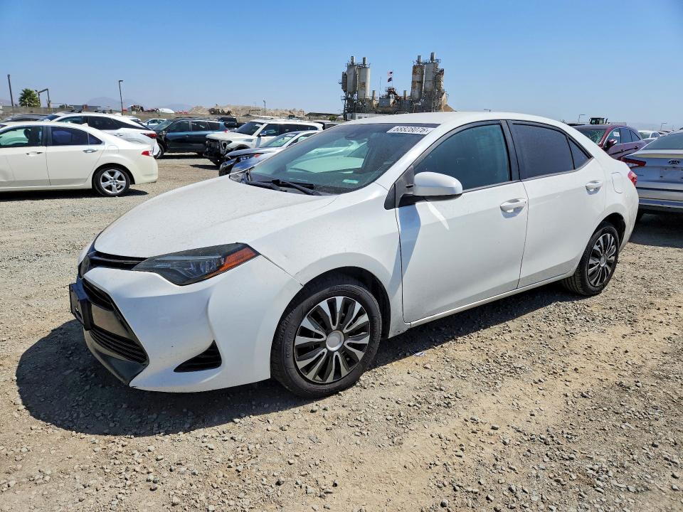 2018 Toyota Corolla მანქანა იყიდება აუქციონზე, vin: 5YFBURHE6JP765822, აუქციონის ნომერი: 68828076