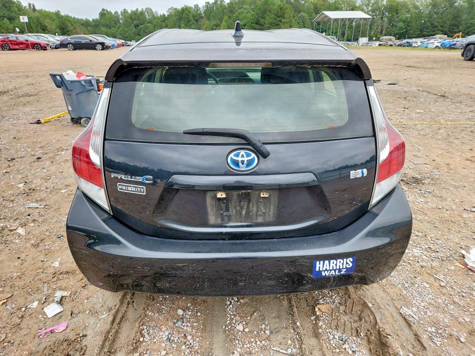 68382116 :رقم المزاد ، JTDKDTB35G1137302 vin ، 2016 Toyota Prius C مزاد بيع