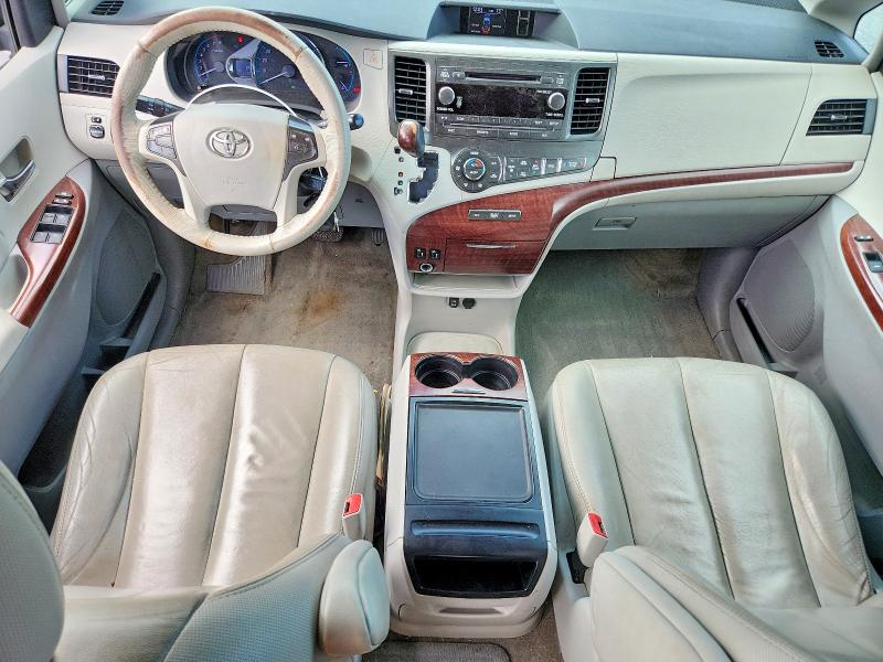 2014 Toyota Sienna მანქანა იყიდება აუქციონზე, vin: 5TDYK3DC0ES501333, აუქციონის ნომერი: 71114866