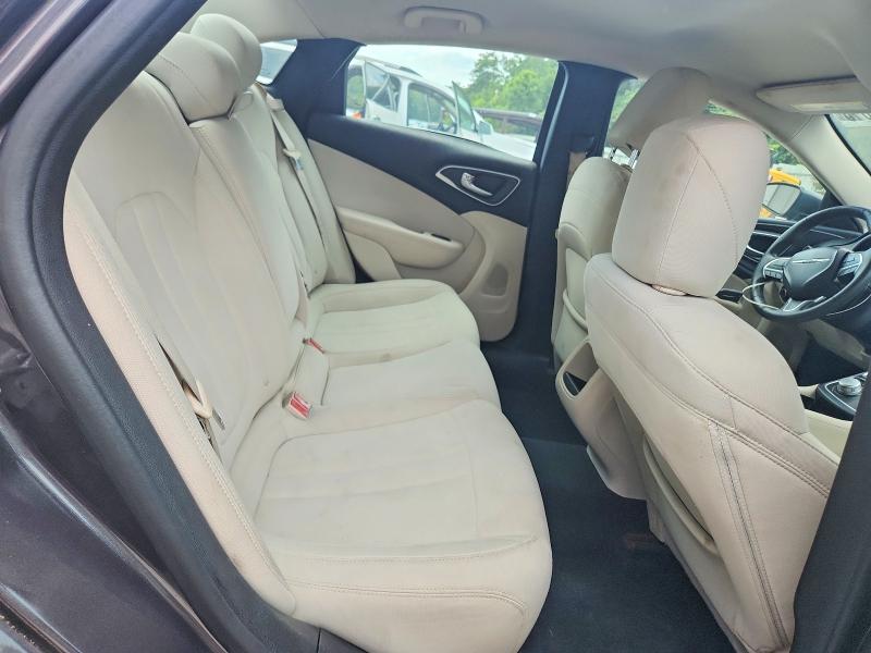 68688616 :رقم المزاد ، 1C3CCCAB8FN503376 vin ، 2015 Chrysler 200 مزاد بيع