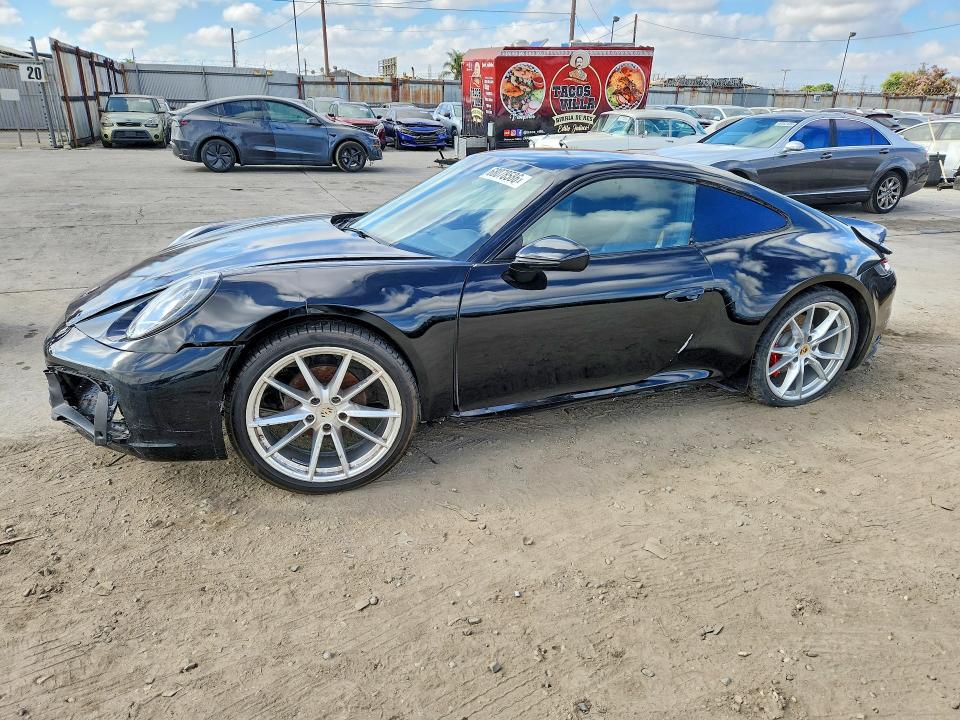 68078586 :رقم المزاد ، WP0AB2A91LS225947 vin ، 2020 Porsche 911 مزاد بيع