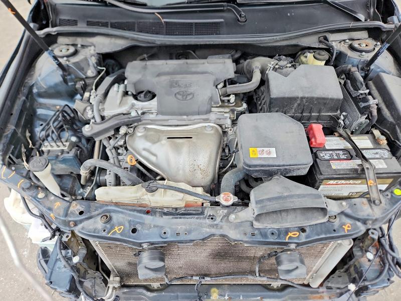 70127706 :رقم المزاد ، 4T1BF1FK0HU342635 vin ، 2017 Toyota Camry مزاد بيع