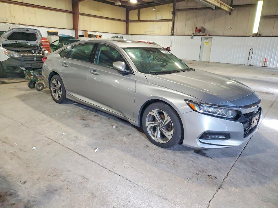 Продажа на аукционе авто 2020 Honda Accord, vin: 1HGCV1F44LA115859, номер лота: 70050246