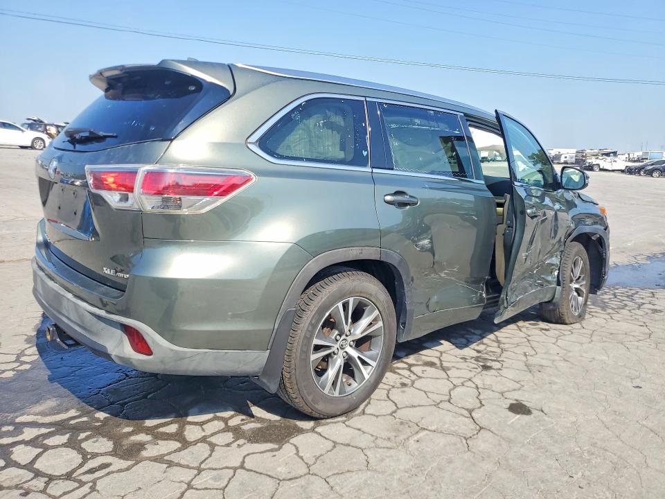 2016 Toyota Highlander მანქანა იყიდება აუქციონზე, vin: 5TDJKRFH9GS300451, აუქციონის ნომერი: 67524296