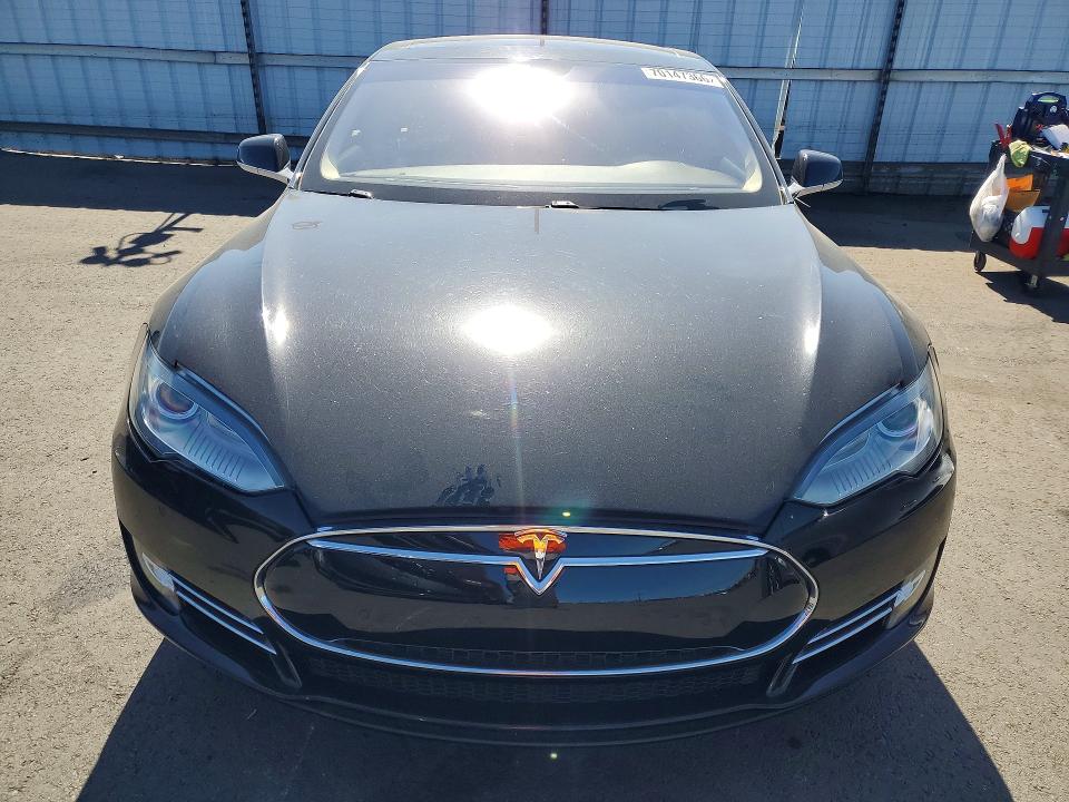 Aukcja sprzedaży 2013 Tesla Model S, vin: 5YJSA1CN9DFP27647, numer aukcji: 70147366
