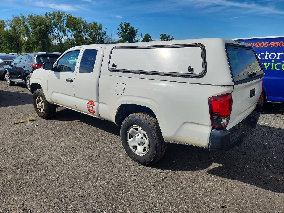 68038976 :رقم المزاد ، 3TYRX5GN6MT029043 vin ، 2021 Toyota Tacoma مزاد بيع