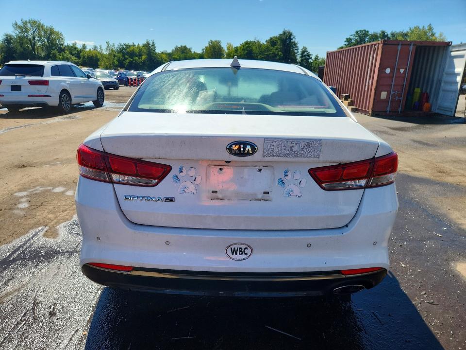 2016 Kia Optima მანქანა იყიდება აუქციონზე, vin: 5XXGT4L3XGG063943, აუქციონის ნომერი: 67339006
