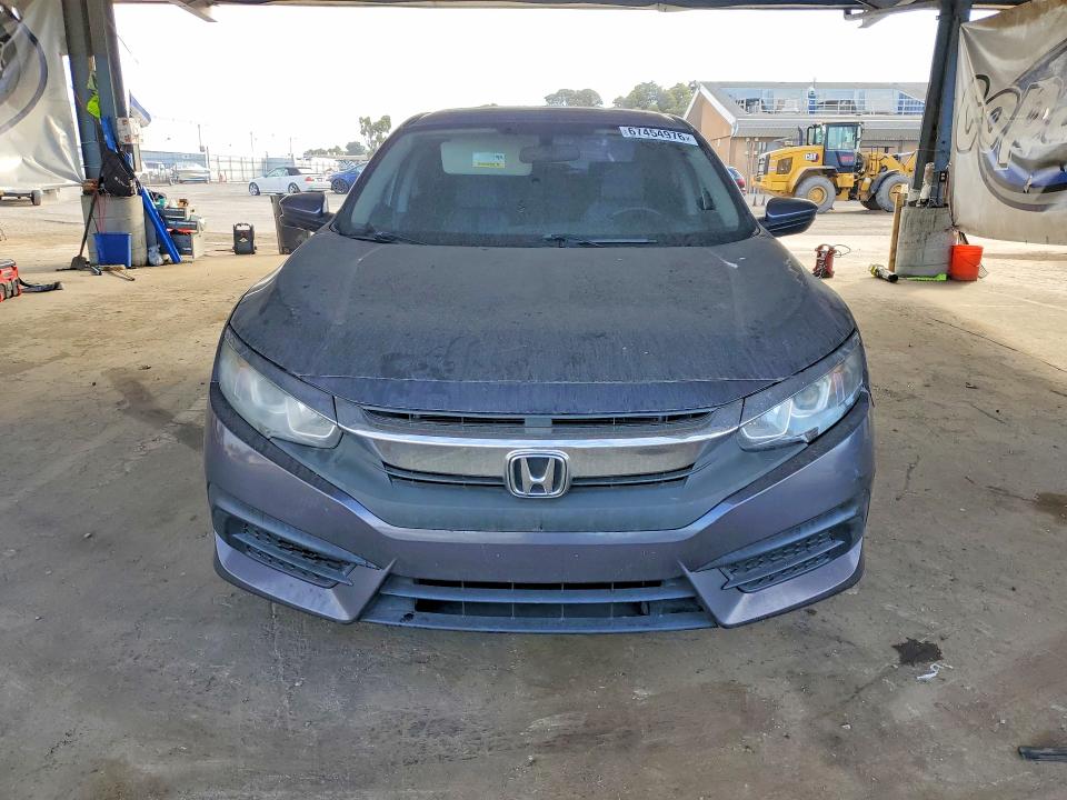 Продажа на аукционе авто 2017 Honda Civic, vin: 19XFC2F7XHE063272, номер лота: 67454976
