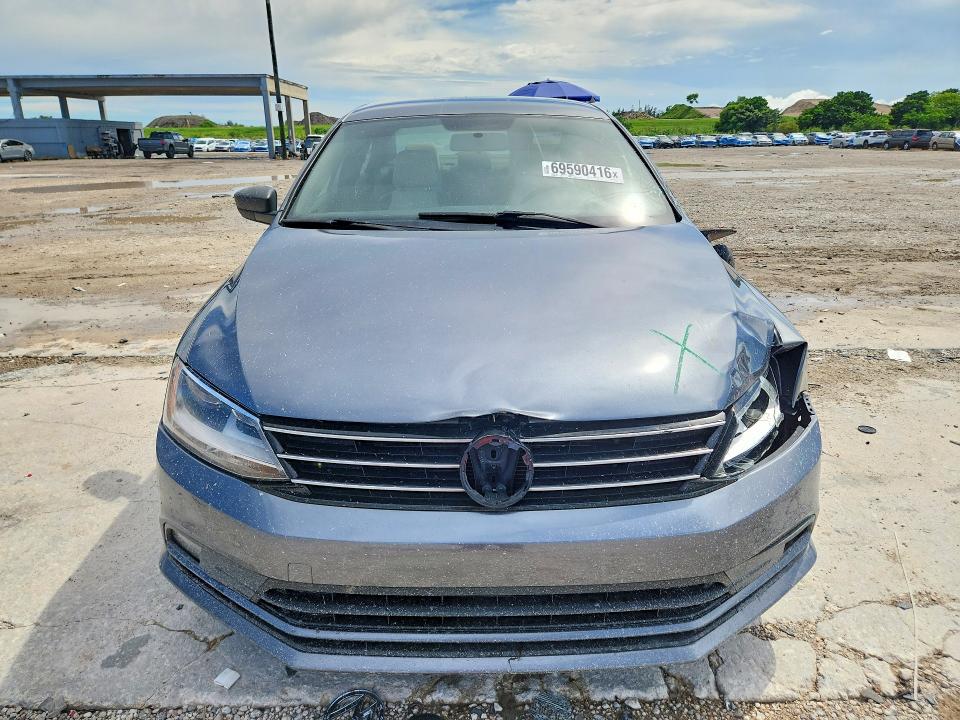 69590416 :رقم المزاد ، 3VWD17AJ2FM212609 vin ، 2015 Volkswagen Jetta مزاد بيع