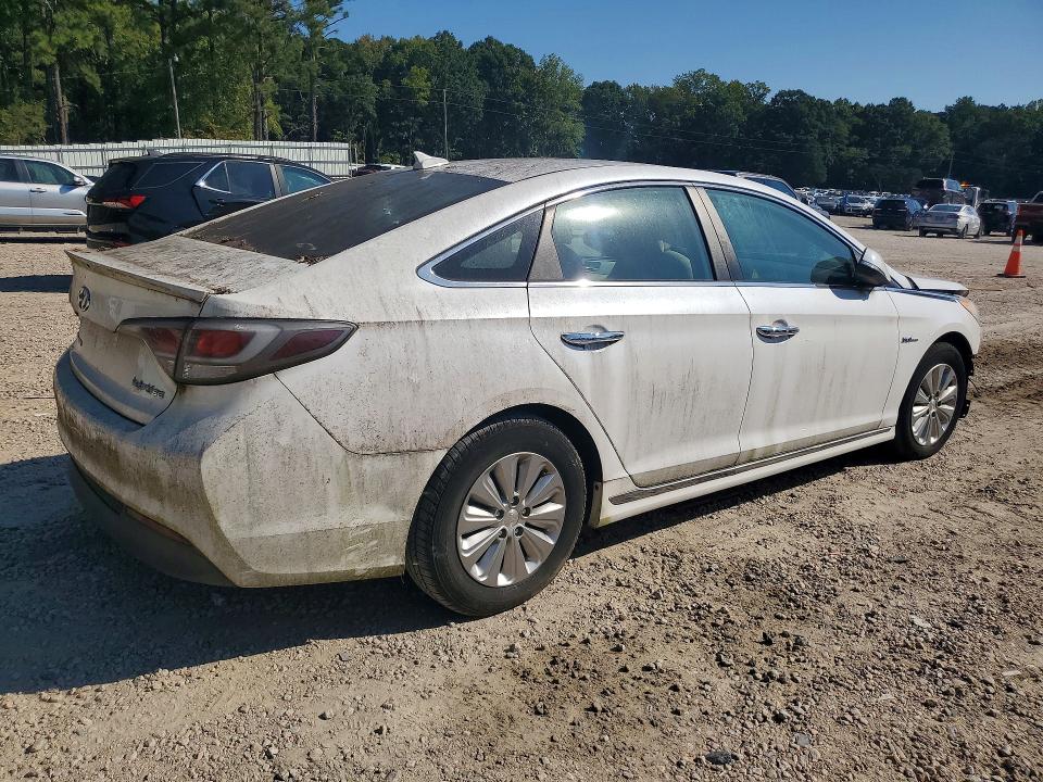 Продажа на аукционе авто 2017 Hyundai Sonata Hybrid, vin: KMHE24L32HA068685, номер лота: 71176886