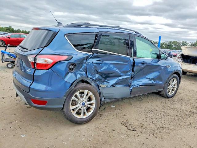 2018 Ford Escape მანქანა იყიდება აუქციონზე, vin: 1FMCU9GD7JUB53253, აუქციონის ნომერი: 70318306