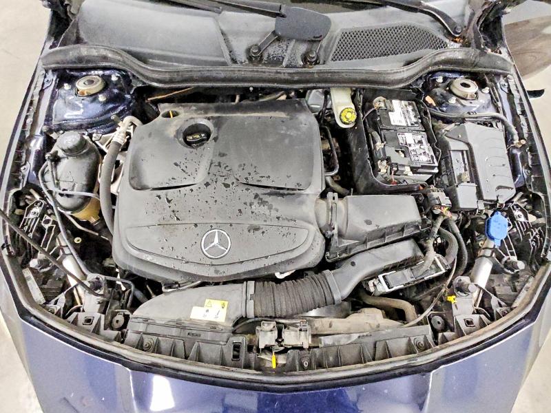 66055186 :رقم المزاد ، WDDSJ4EB6JN576869 vin ، 2018 Mercedes-benz Cla مزاد بيع