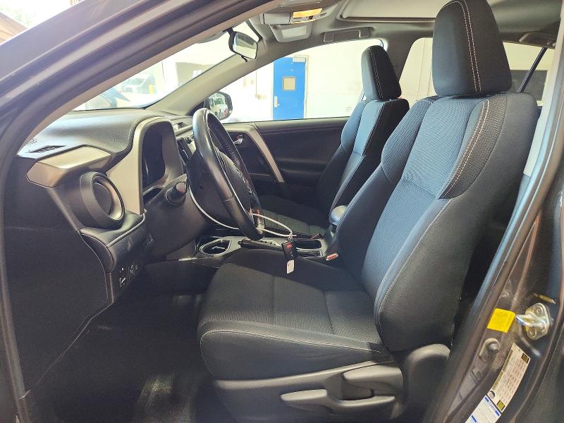67678646 :رقم المزاد ، 2T3RFREV7JW781918 vin ، 2018 Toyota Rav4 مزاد بيع