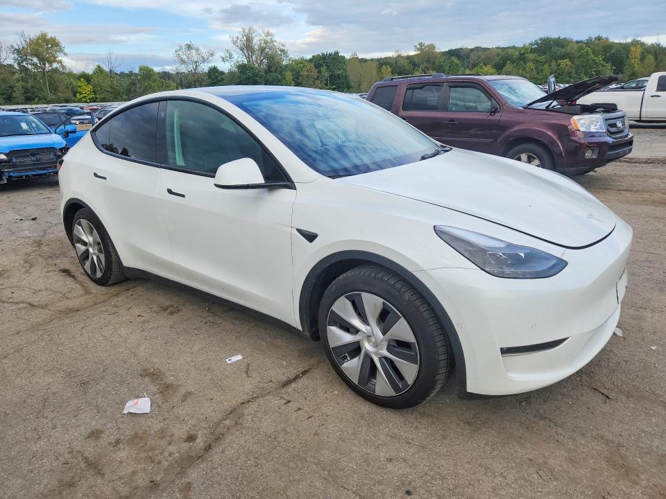 Продажа на аукционе авто 2021 Tesla Model Y, vin: 5YJYGDEE8MF180717, номер лота: 69714446