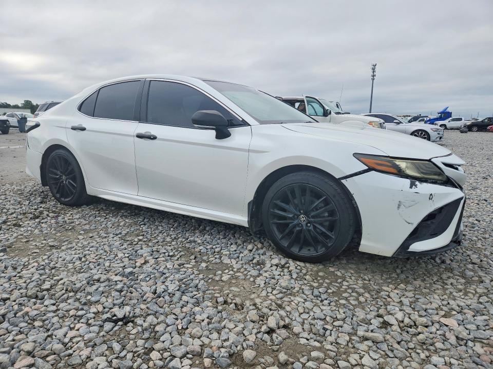 Продажа на аукционе авто 2022 Toyota Camry, vin: 4T1K61AKXNU024900, номер лота: 70510546