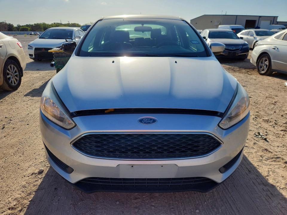 66555366 :رقم المزاد ، 1FADP3F26JL240232 vin ، 2018 Ford Focus مزاد بيع