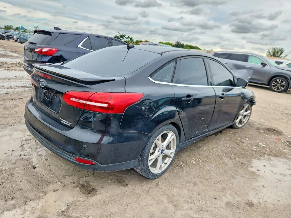 70081046 :رقم المزاد ، 1FADP3J23GL241838 vin ، 2016 Ford Focus مزاد بيع