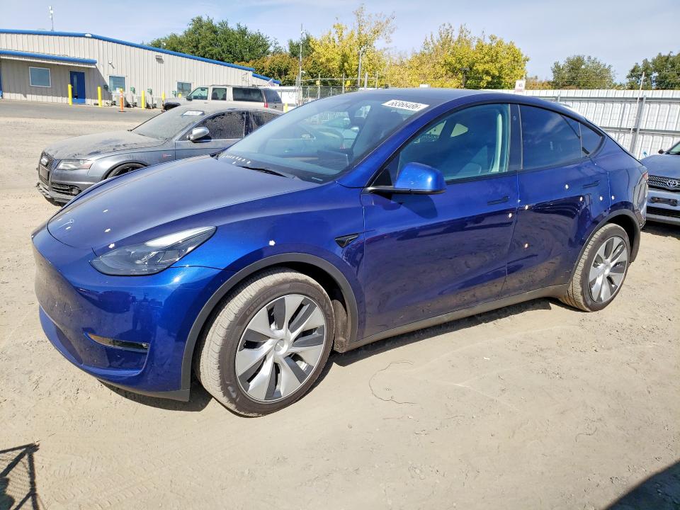 68366486 :رقم المزاد ، 7SAYGDEE7PF628808 vin ، 2023 Tesla Model Y مزاد بيع