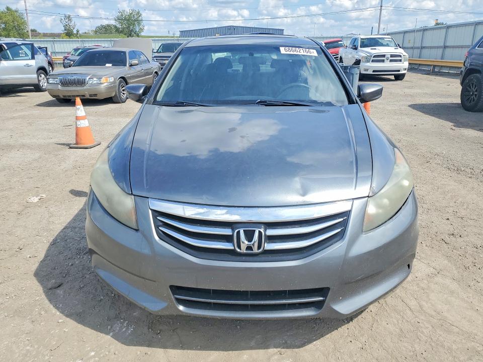 68662166 :رقم المزاد ، 1HGCP2F48BA124935 vin ، 2011 Honda Accord مزاد بيع