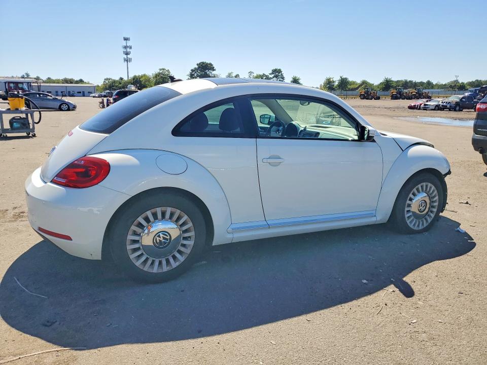 Aukcja sprzedaży 2015 Volkswagen Beetle, vin: 3VWJ17AT7FM641829, numer aukcji: 68648776