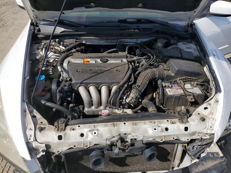 69019286 :رقم المزاد ، JHMCM56304C017321 vin ، 2004 Honda Accord مزاد بيع