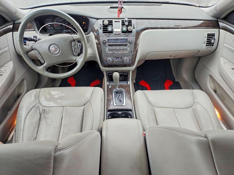 70838176 :رقم المزاد ، 1G6KD5EY9AU119011 vin ، 2010 Cadillac Dts مزاد بيع