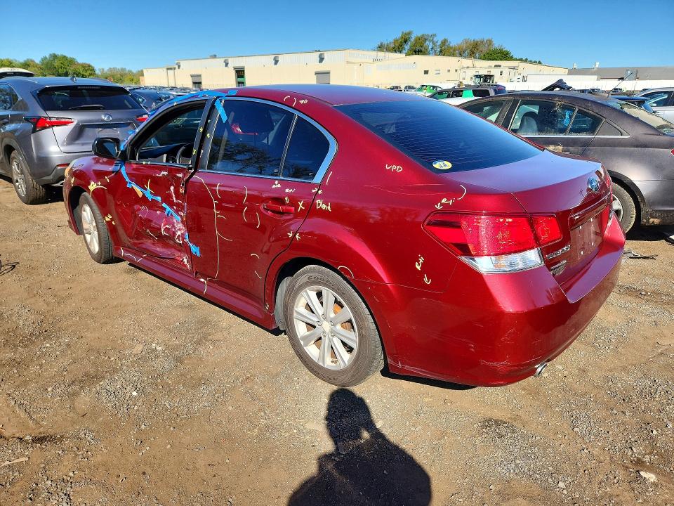 70262326 :رقم المزاد ، 4S3BMBC66A3235818 vin ، 2010 Subaru Legacy مزاد بيع