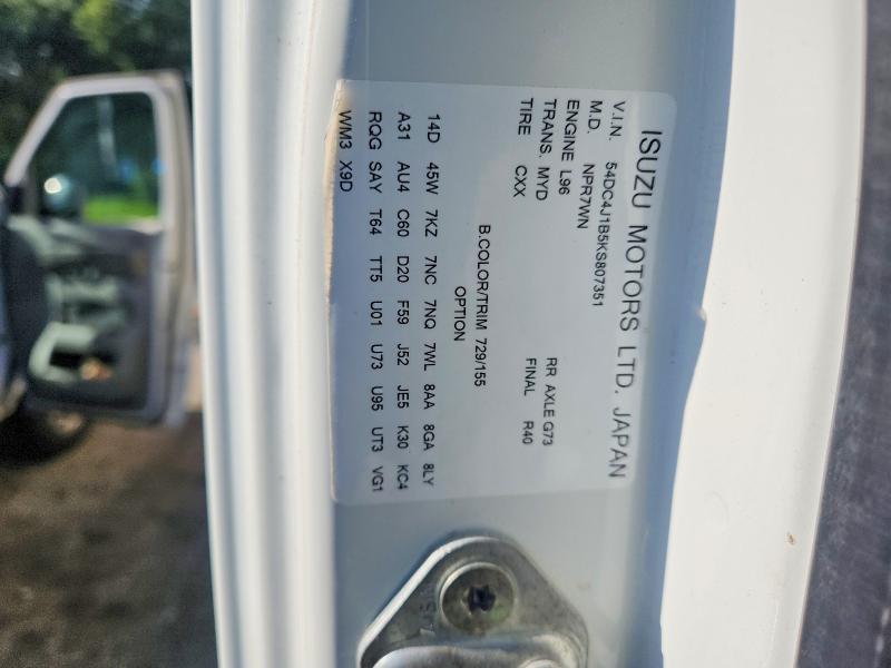 67075086 :رقم المزاد ، 54DC4J1B5KS807351 vin ، 2019 Isuzu Npr Hd مزاد بيع