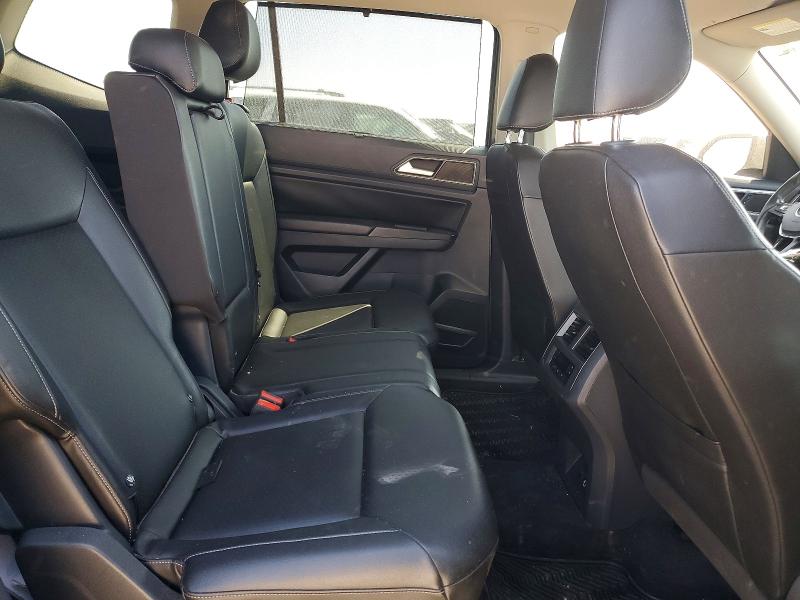 68597616 :رقم المزاد ، 1V2LR2CA7JC582583 vin ، 2018 Volkswagen Atlas مزاد بيع