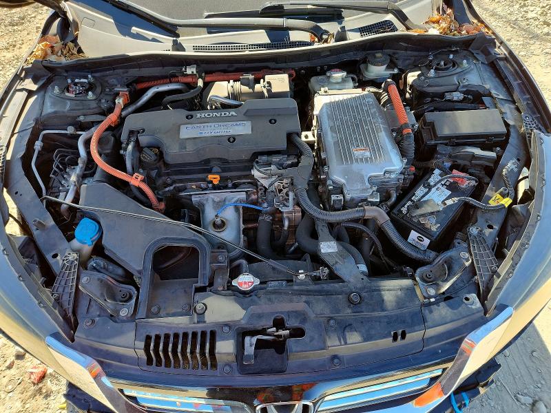 68260586 :رقم المزاد ، 1HGCR6F53FA012320 vin ، 2015 Honda Accord مزاد بيع