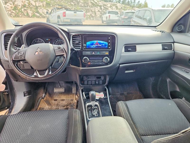 68046926 :رقم المزاد ، JA4JZ3AX9JJ601114 vin ، 2018 Mitsubishi Outlander مزاد بيع