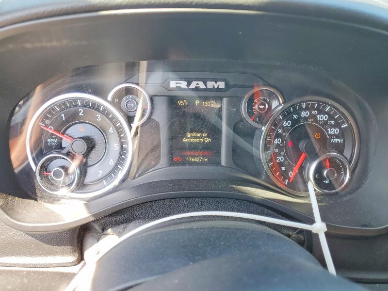 69351726 :رقم المزاد ، 1C6RREBG1KN813316 vin ، 2019 Ram 1500 مزاد بيع