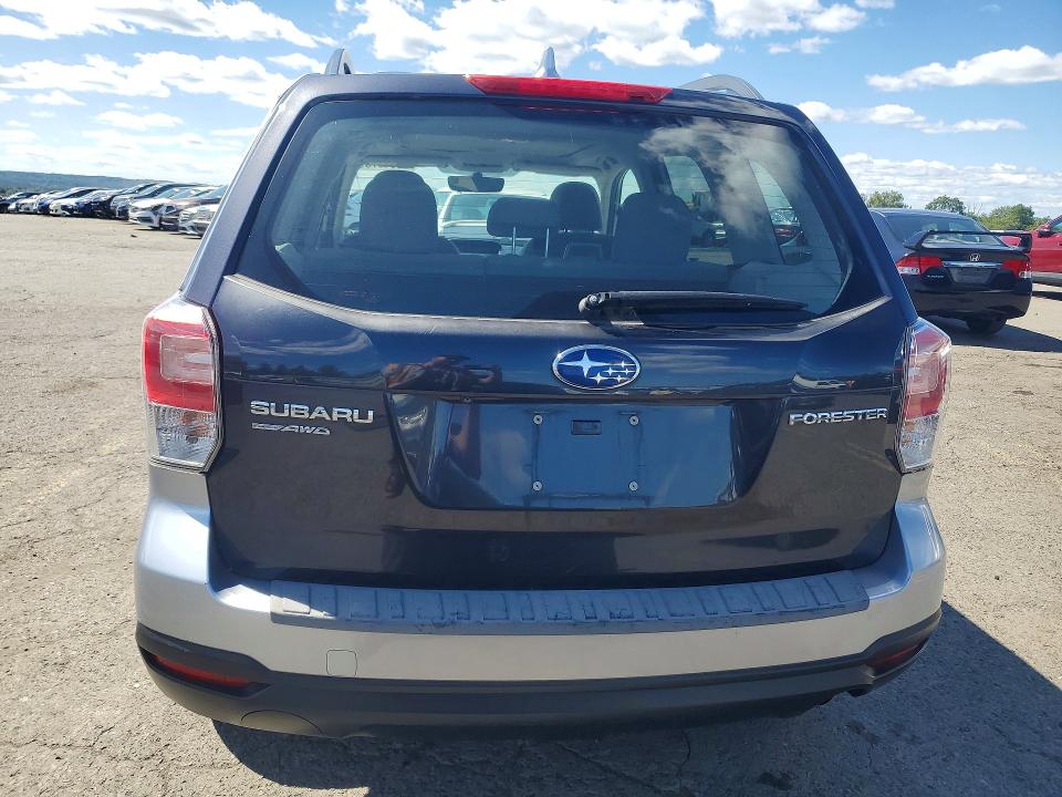 Auction sale of the 2017 Subaru Forester, vin: JF2SJAEC5HH567821        , lot number: 69137396