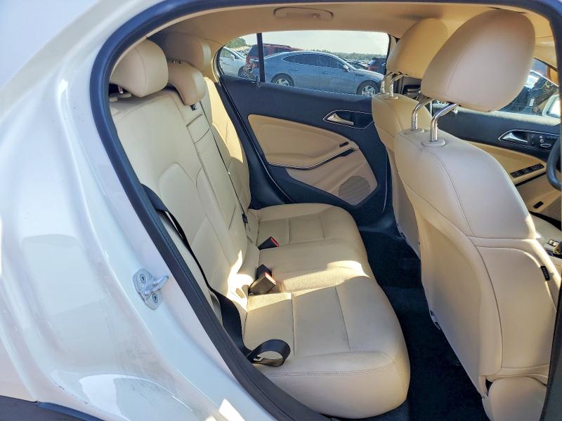 Aukcja sprzedaży 2018 Mercedes-benz Gla, vin: WDCTG4EB9JJ465585, numer aukcji: 69373256