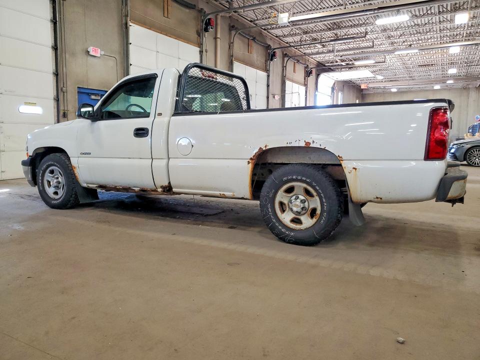 69826136 :رقم المزاد ، 1GCEC14W8YE208580 vin ، 2000 Chevrolet Silverado مزاد بيع