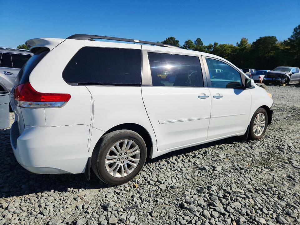 Продаж на аукціоні авто 2011 Toyota Sienna, vin: 5TDYK3DCXBS060807, номер лоту: 70423736