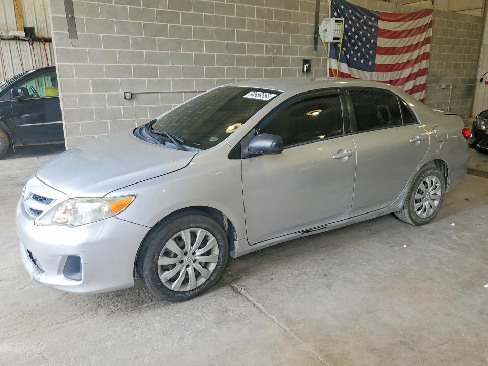 Продаж на аукціоні авто 2012 Toyota Corolla, vin: 2T1BU4EE2CC811382, номер лоту: 68669256