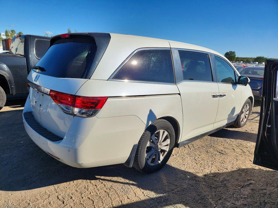 70066576 :رقم المزاد ، 5FNRL5H69FB511267 vin ، 2015 Honda Odyssey مزاد بيع