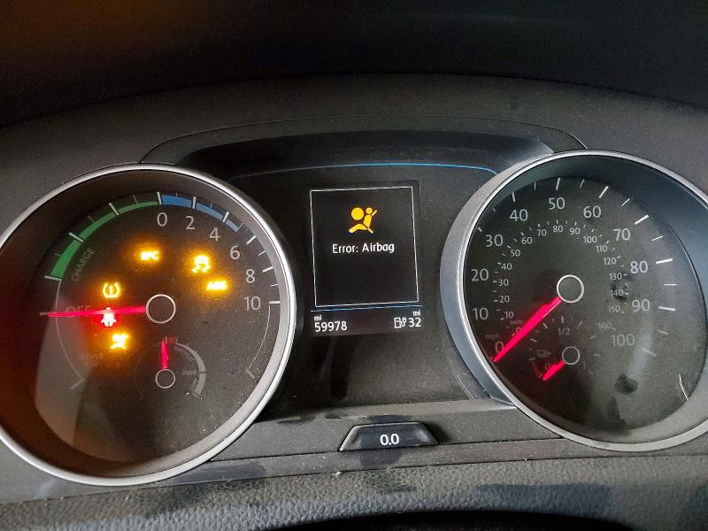 70870756 :رقم المزاد ، WVWKP7AU5GW916534 vin ، 2016 Volkswagen E-golf مزاد بيع